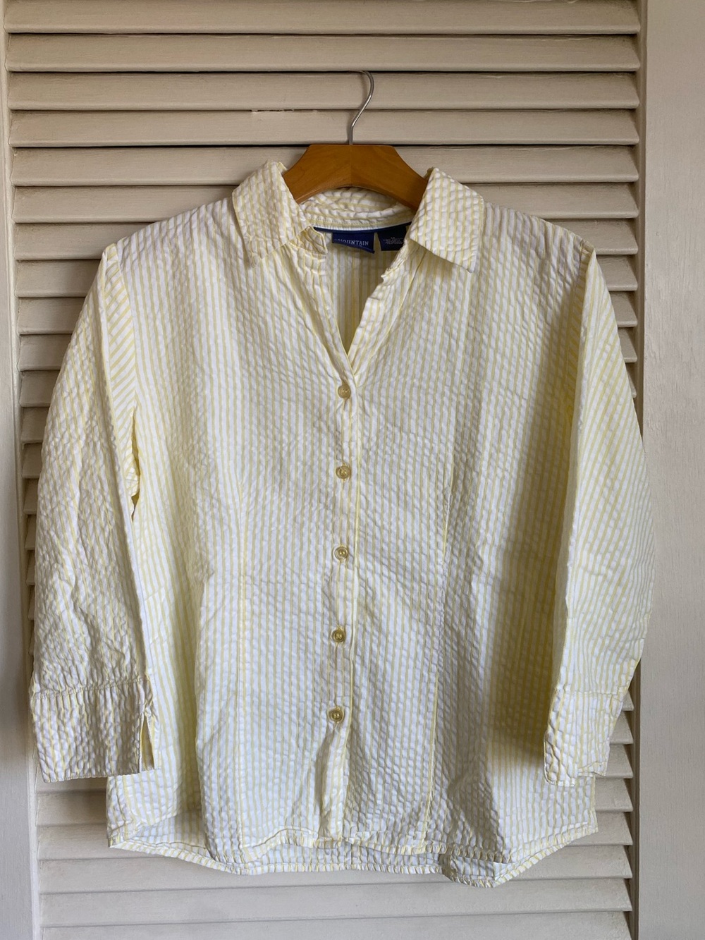 Mountain Lake 100% Cotton Seersucker Yellow & White Striped Button-Up Shirt